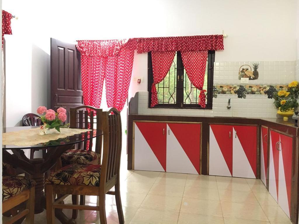 Maria Guest House Bardez Екстериор снимка